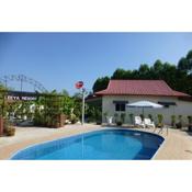 1 bedroom pool Villa Tropical fruit garden Fast Wifi Smart Tv