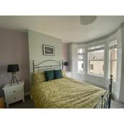 4 Bedroom Portrush Town Centre Holiday Rental