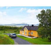 5 person holiday home in Skutvik