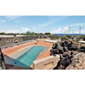 Amazing home in Pantelleria with Outdoor swimming pool and 3 Bedrooms