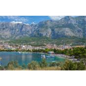 Awesome apartment in Makarska with WiFi and 2 Bedrooms
