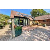 Awesome Home In Lauwersoog With Wifi And 3 Bedrooms