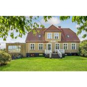 Awesome home in Svaneke with 5 Bedrooms and WiFi