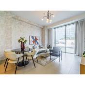 Bright and Splendid 1BR with Marina View