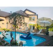 Charming Villa with Private Swimmingpool
