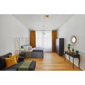 Deluxe Apartment in New Town by Prague Days