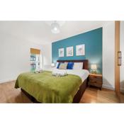 East London Townhouse sleeps 7 with 1 parking space