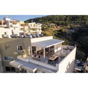 Helen Luxury Holiday House with Sea View