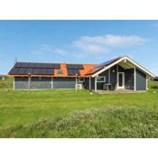 Holiday Home Doris - 150m from the sea in Western Jutland by Interhome