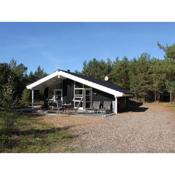 Holiday Home Lieselotte - 400m from the sea in NE Jutland by Interhome