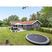 Holiday Home Sverker - 300m from the sea in Lolland- Falster and Mon by Interhome