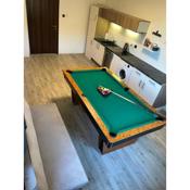 Large 3 bedroom apartment with billiard and view