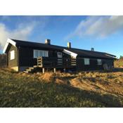 Lilleset Three-Bedroom Holiday home