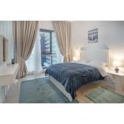 LOVELY 3 Bedroom Apartment Beach Front (City View)