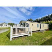 Lovely Caravan With Decking On A Great Holiday Park Ref 10002b