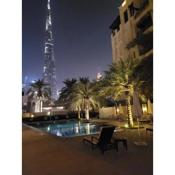 Luxury 3 Bedroom Apartment - DUBAI MALL 5 min Walk