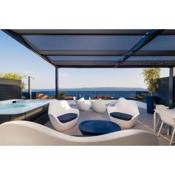 Luxury apartment- balcony- private rooftop and jacuzzi- common pool