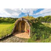 Magical Hobbit's House - Happy Rentals