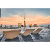 Magical Rooftop Pool In Downtown Dubai With Burj Khalifa & Sea View!