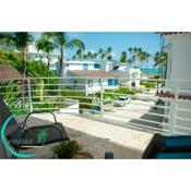OCEAN VIEW! LUX PENTHOUSE 3Br, 3Bt, POOL VIEW