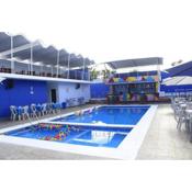 OceanSide Hotel & Pool