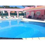 One bedroom appartement with shared pool furnished balcony and wifi at Sintra 3 km away from the beach