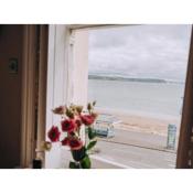 Pebble View Located on Weymouth Seafront W/ views!