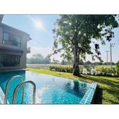 Pool Villa Lake Front Chiang Mai ,Saraphi 4 bed 4 bath private