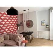Redwing- free parking- Grade II listed- ground floor two bedrooms apartment