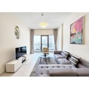 RH- Captivating Skyline View, 02BR Newly Furnished