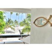 Scenic Oceanfront Apartment with a walking distance to the beach - L-202