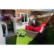 Self contained Garden Flat newly Refurbished