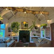 Sleeps 10. The Old pink library by loch and river