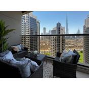 Trophy - Burj Khalifa View Hideaway Suite