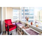 Vibrant Flat in Atasehir with Central Location