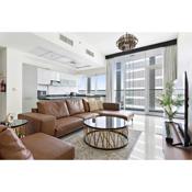 WelHome - Opulent Retreat With Panoramic Cityscape Views