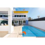 #039 Family Villa with Private Pool by Home Holidays