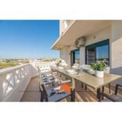 #071 Medronheira Flat with Pool by Home Holidays