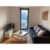 1 bedroom lovely apartment in Salford quays free street parking subject to availability