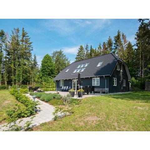 10 person holiday home in Glesborg