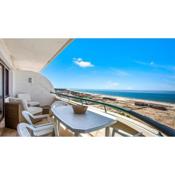 1BDR Apartment W/Beach View by LovelyStay