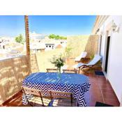 2 bedrooms appartement with city view furnished terrace and wifi at Tavira