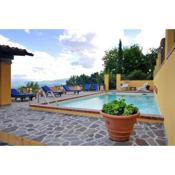 2 bedrooms house with shared pool enclosed garden and wifi at Gattaia