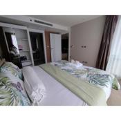 2 Bedrooms near Pattaya beach