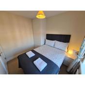 2 Cosy Bedrooms in a 3 Bed Home