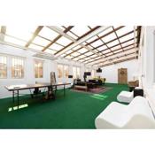 230 m2 Loft mit eigenem Wintergarten mit Tischtennis & Dart, kostenloser Parkplatz