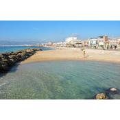 28 Townhouse 200mts from sea/beach