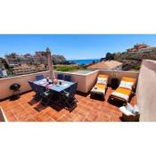 2BDR Penthouse, terrace, BBQ, pools and sea view in Benalmádena