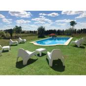 3 bedrooms house with shared pool enclosed garden and wifi at Alcaracejos