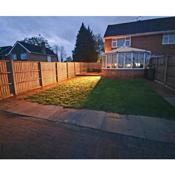 3 Bedrooms spacious house in Calcot , Reading